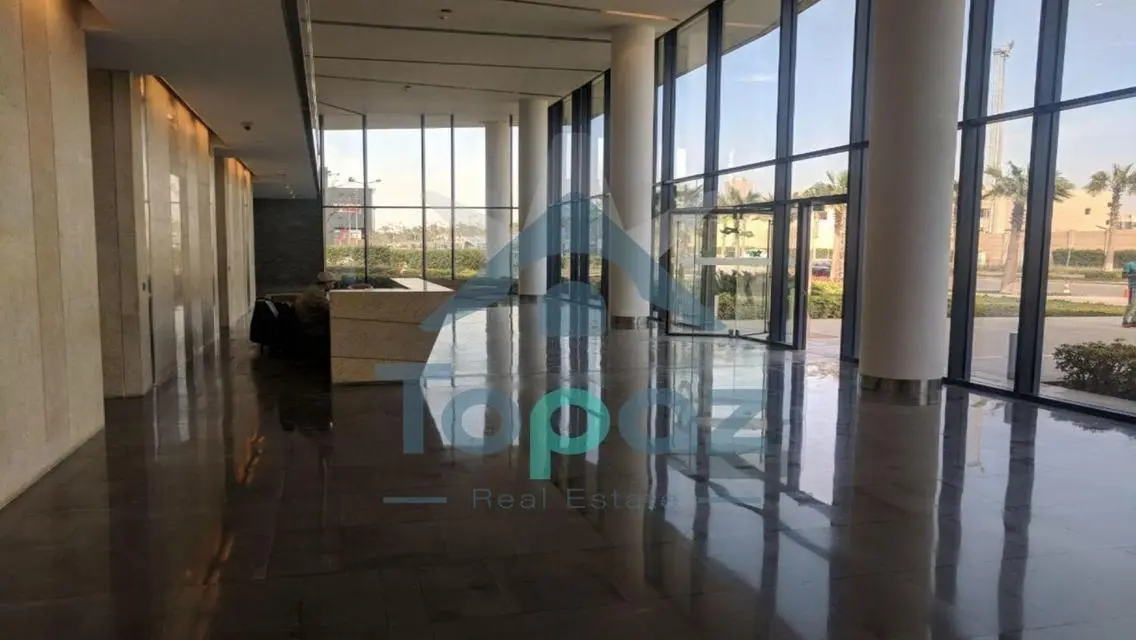 Luxury Apartment in Project -85- with Stunning View
