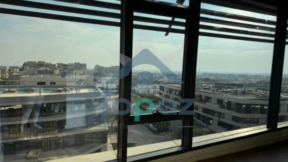 Luxury Apartment in Project -85- with Stunning View