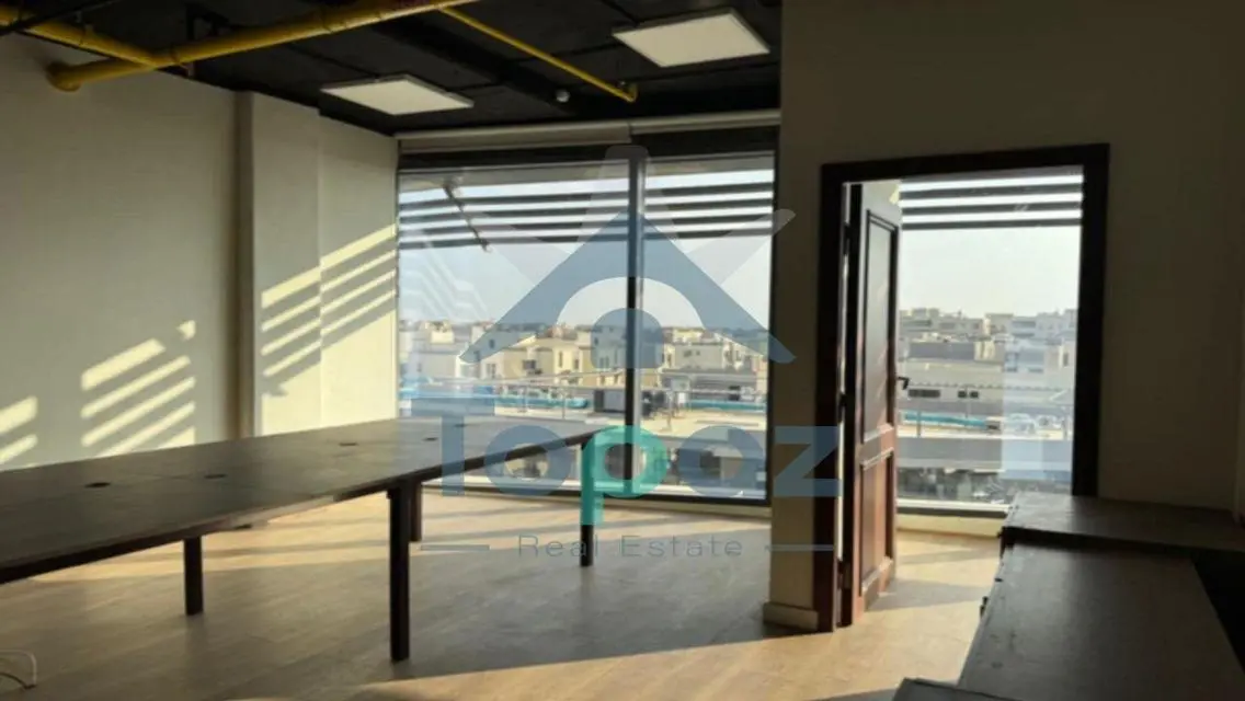 Luxury Apartment in Project -85- with Stunning View