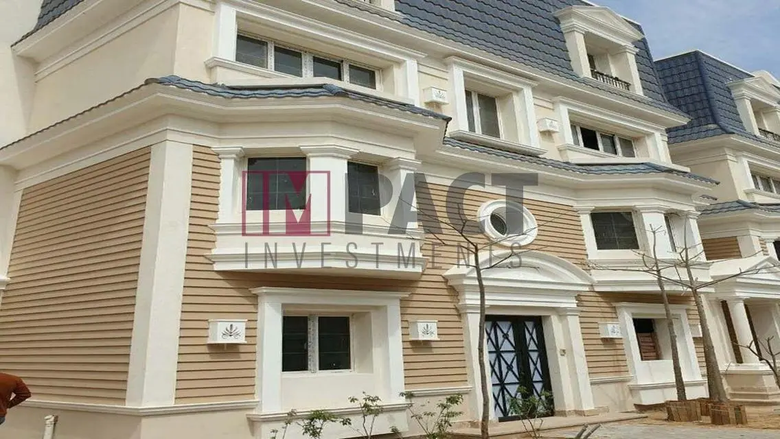فيلا فاخرة بمسبح خاص وحديقة