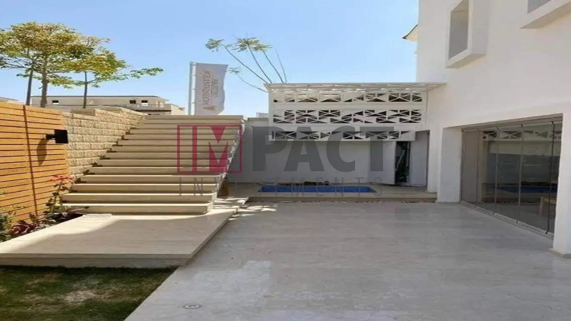 فيلا فاخرة بمسبح خاص وحديقة