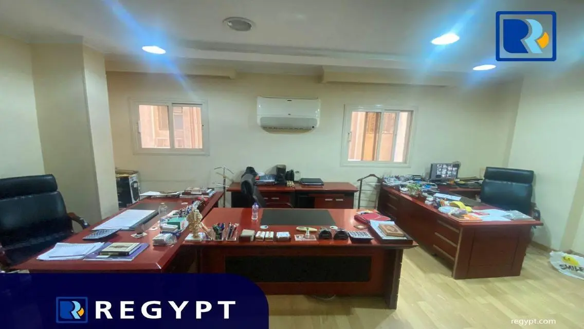 عقار مميز للبيع - غرفة اجتماعات مزودة بكابلات ممدودة