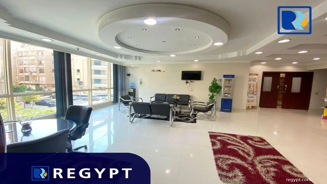 عقار مميز للبيع - غرفة اجتماعات مزودة بكابلات ممدودة