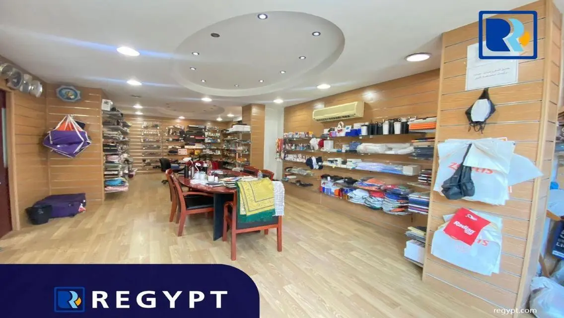 عقار مميز للبيع - غرفة اجتماعات مزودة بكابلات ممدودة