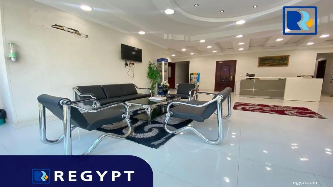 عقار مميز للبيع - غرفة اجتماعات مزودة بكابلات ممدودة