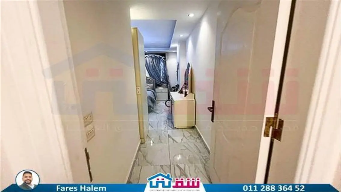 شقة فاخرة بـ 8700000 جنيه - مساحة واسعة مع شرفة