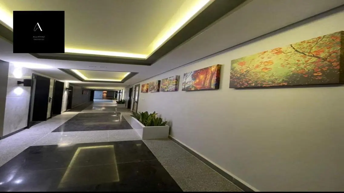 Luxury Villa for Sale in Sun Capital