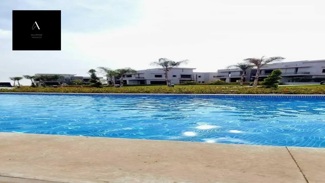 Luxury Villa for Sale in Sun Capital