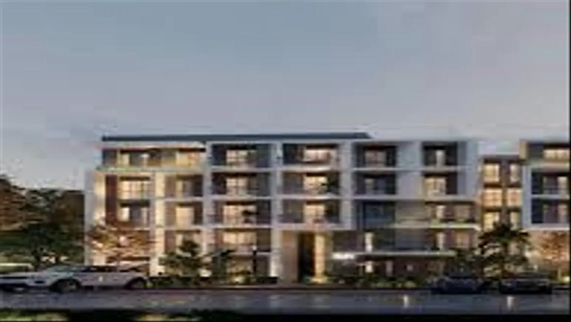 Luxury Apartment with Terrace in Sheikh Zayed Compound