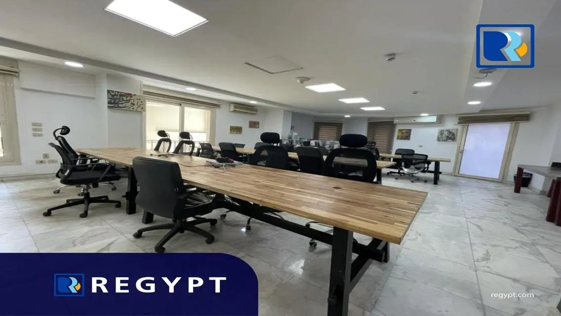 شقة مفروشة مميزة في منطقة حيوية بسعر جذاب