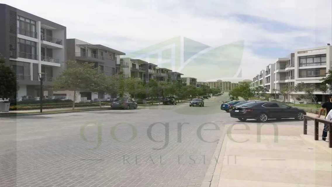 شقة فاخرة للبيع بمساحة فسيحة وبمميزات رائعة