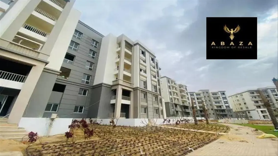 شقة فاخرة للبيع داخل مجمع سكني متميز
