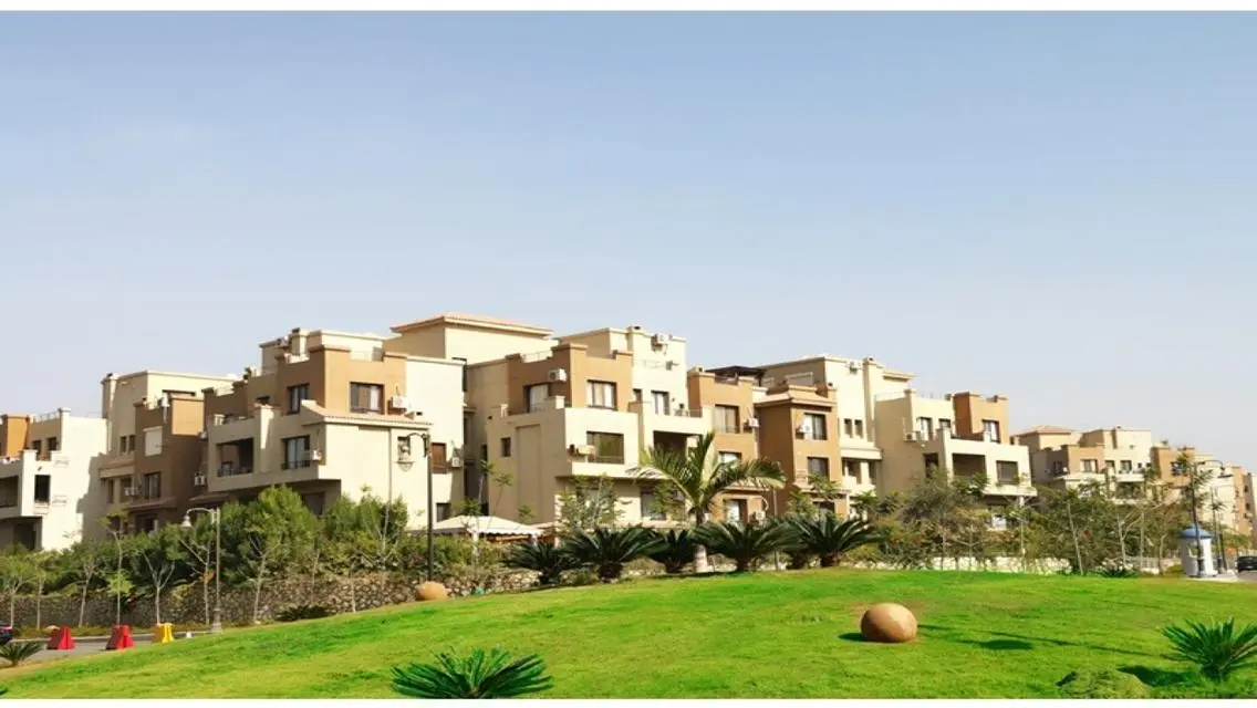 Luxurious Apartment for Rent Overlooking Lakes at Affordable Price