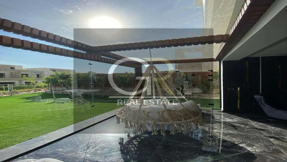 شقة فاخرة بمساحة 338 متر مربعة للبيع