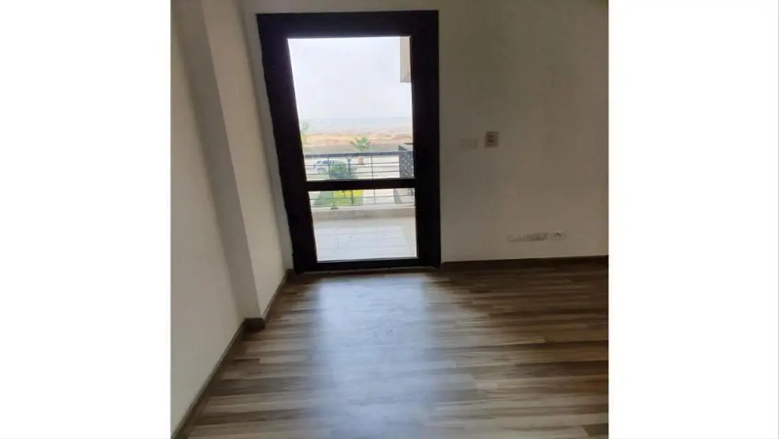 شقة فاخرة للبيع في مدينة مدينتي