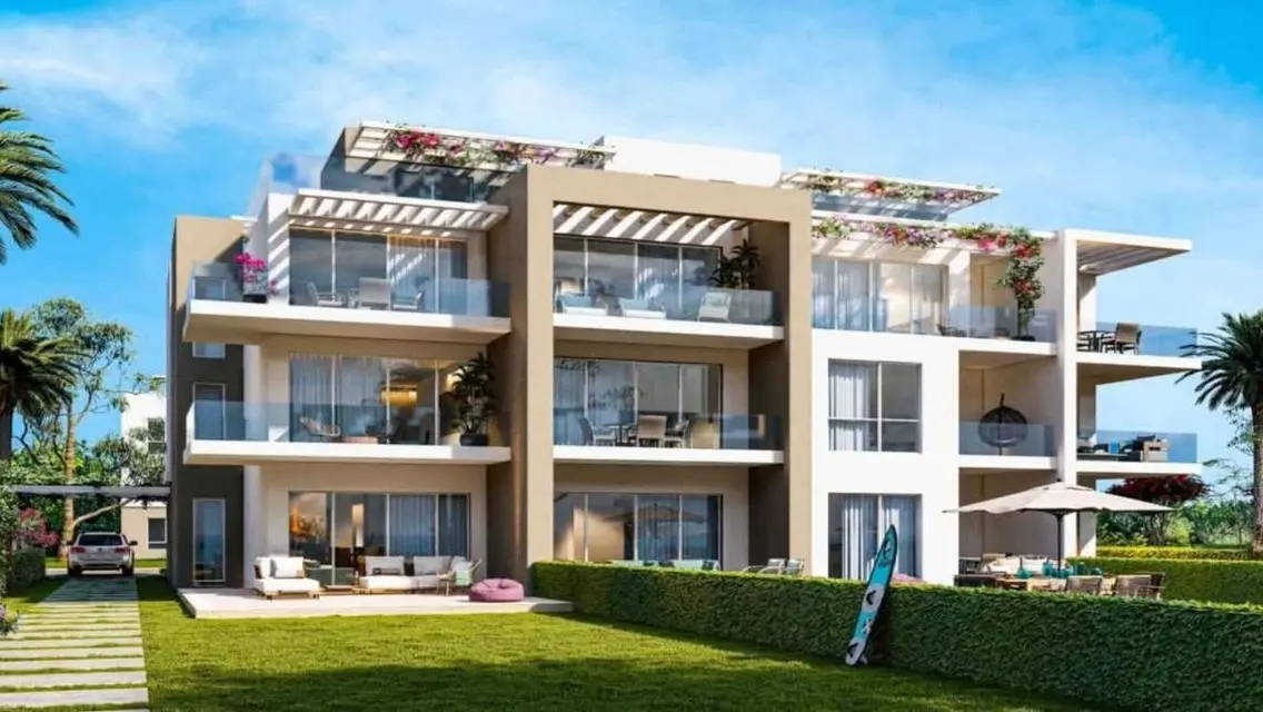 Luxury 3-Bedroom Apartment in Hyde Park North Seashore