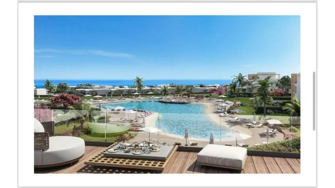 Luxury 3-Bedroom Apartment in Hyde Park North Seashore