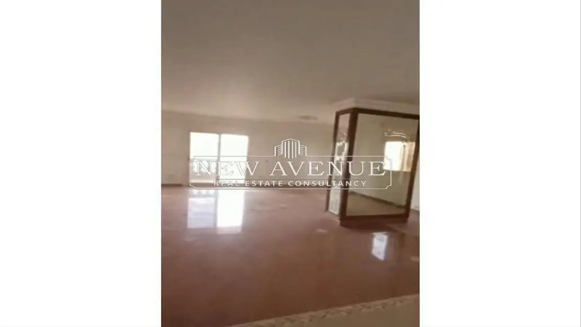 شقة رائعة للبيع مع إطلالة مميزة
