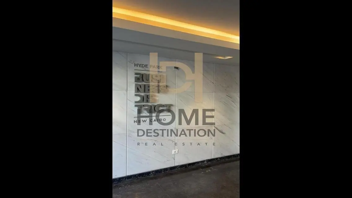 Office for Sale in Sky Plaza Mall