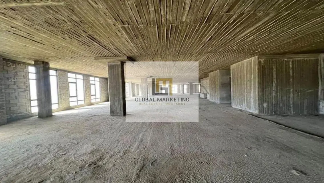 Spacious Apartment 5 -107 for Sale