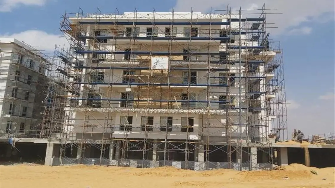 شقة فاخرة بمسبح خاص ونادي صحي في قلب المدينة