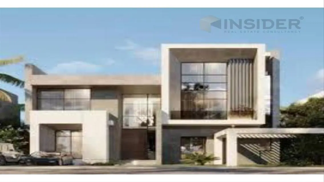 Stunning Villa with Private Garden and Pool in Prime Location