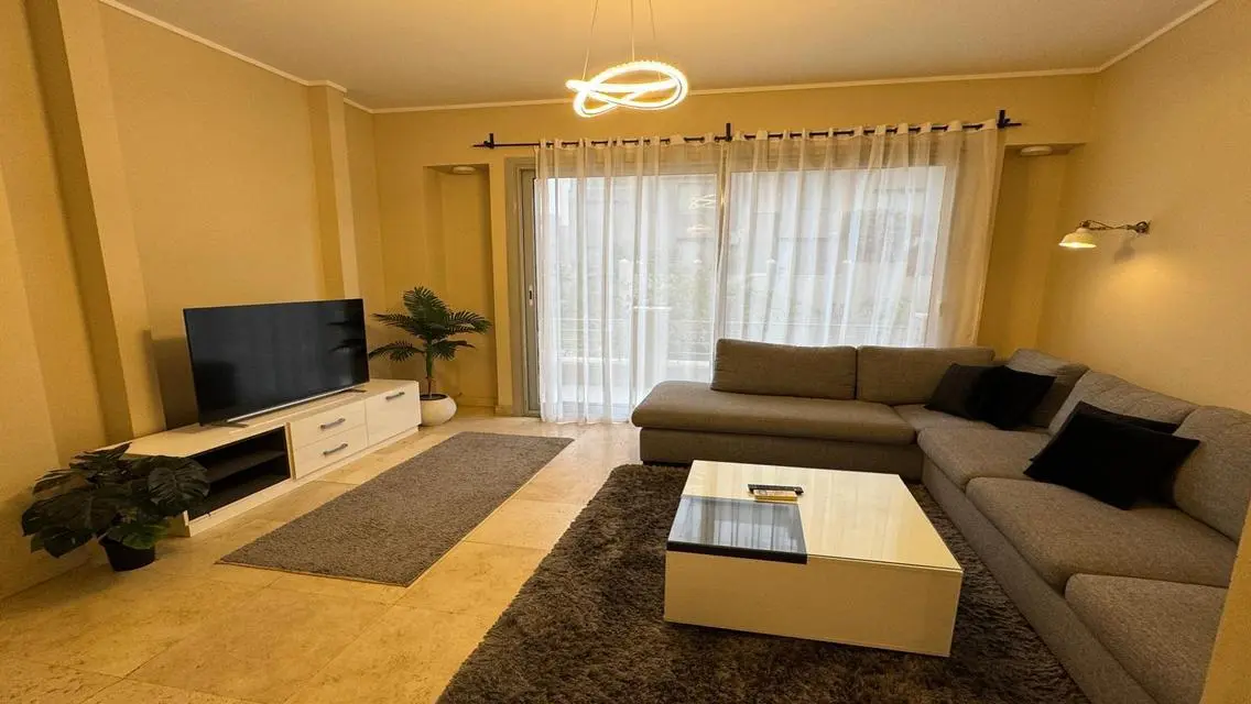 Luxury Apartment for Rent in Midtown