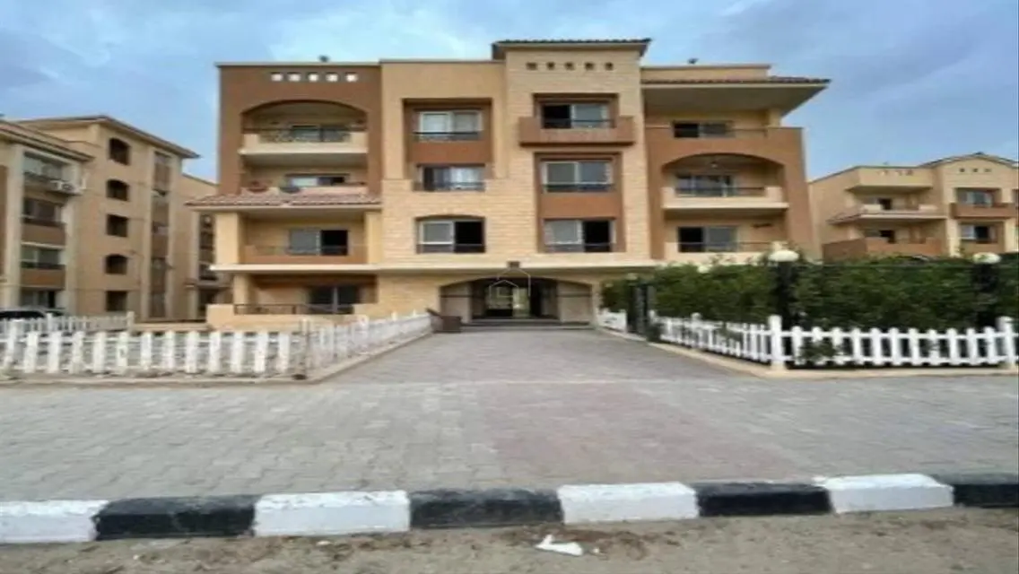 Luxury Apartment for Sale with Spacious Design in the Heart of the City