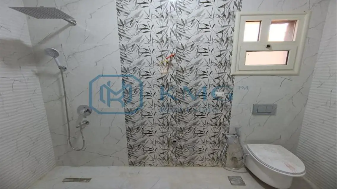 شقة فاخرة للبيع بمساحة 250 متر