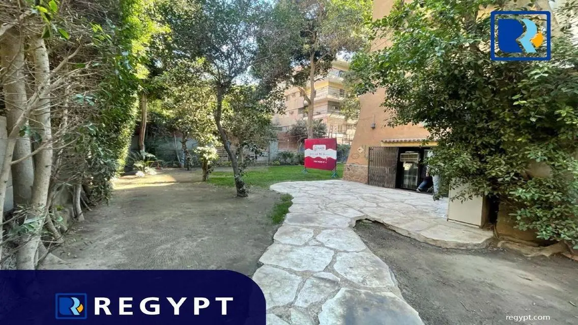 عقار تجاري للبيع في المجمع - 190,000 جنيه مصري