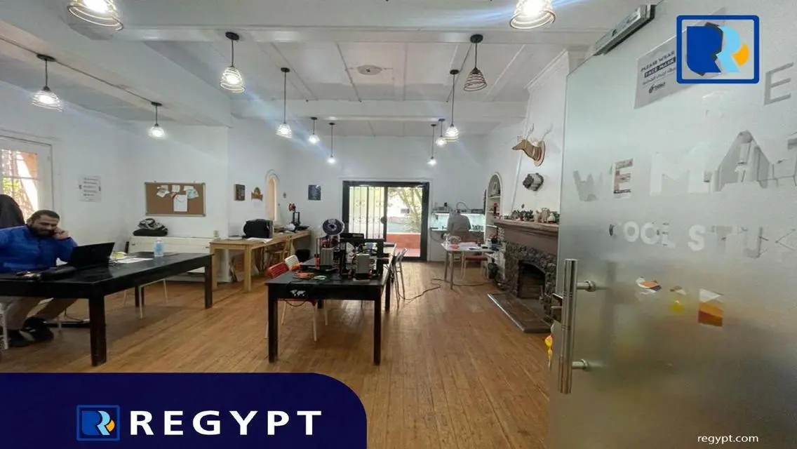 عقار تجاري للبيع في المجمع - 190,000 جنيه مصري