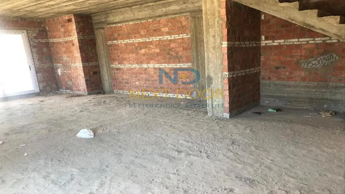 Luxury Apartment with Private Garden - 270 sqm