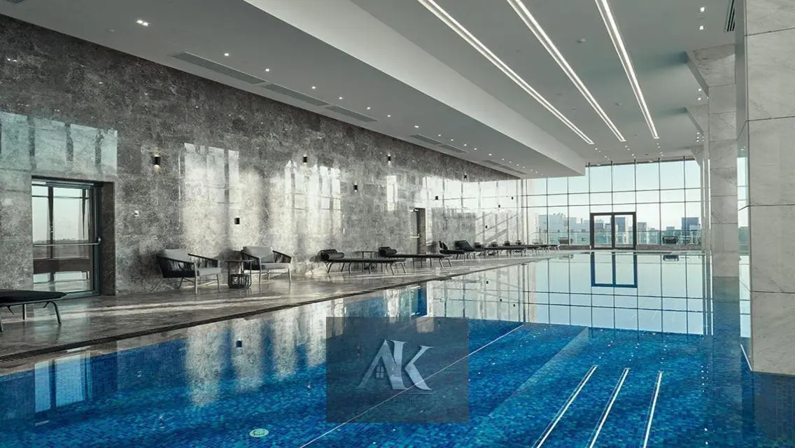 Luxury Apartment Overlooking Lakes with All Amenities