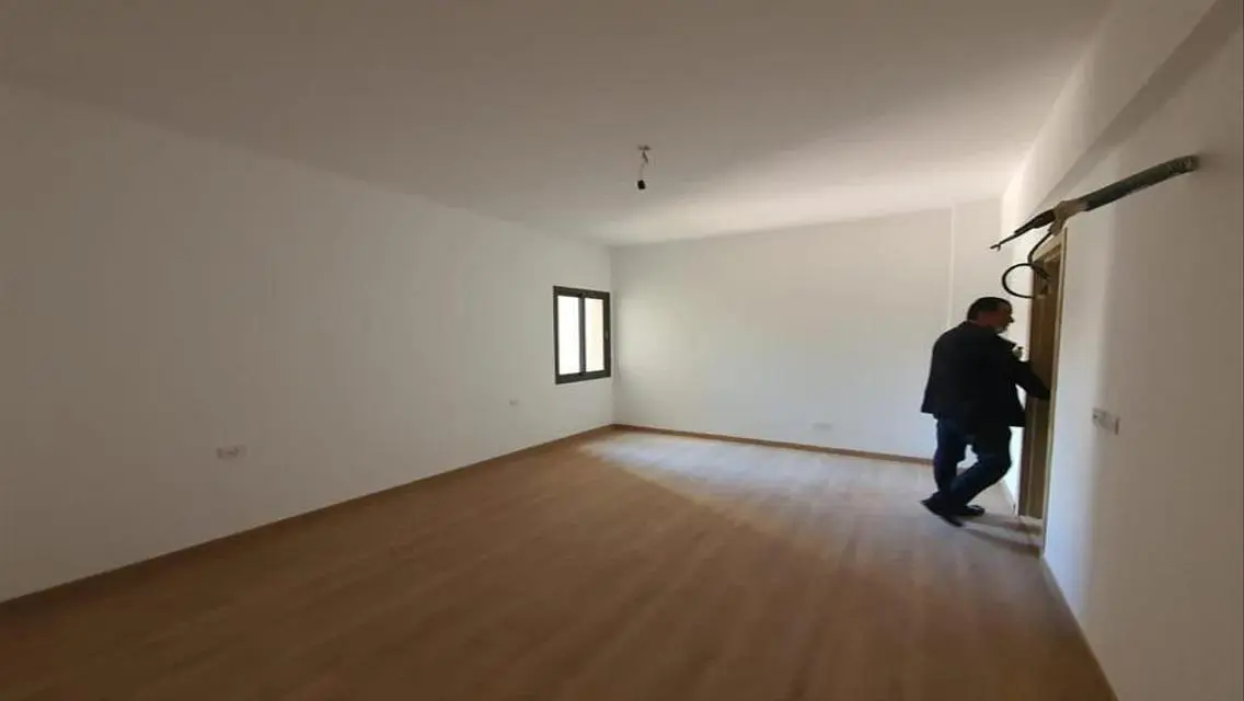 Luxury Apartment for Sale with Lake View