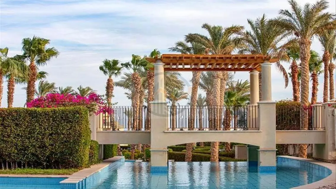 Stunning Studio in Prime Location Overlooking Clubhouse