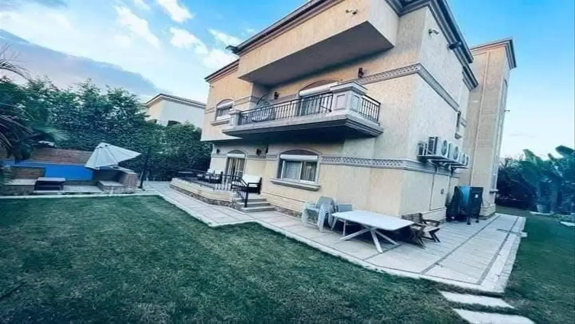 فيلا فاخرة مستقلة مع مميزات لا تُضاهى