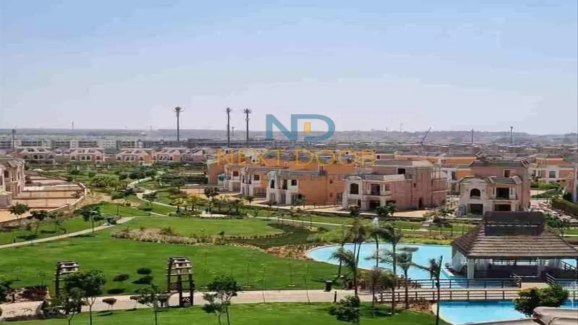 Luxury Villa with Private Garden and Maid Room