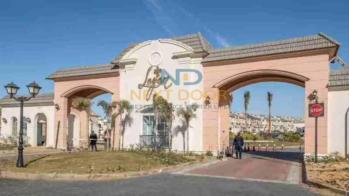 Luxury Villa with Private Garden and Maid Room