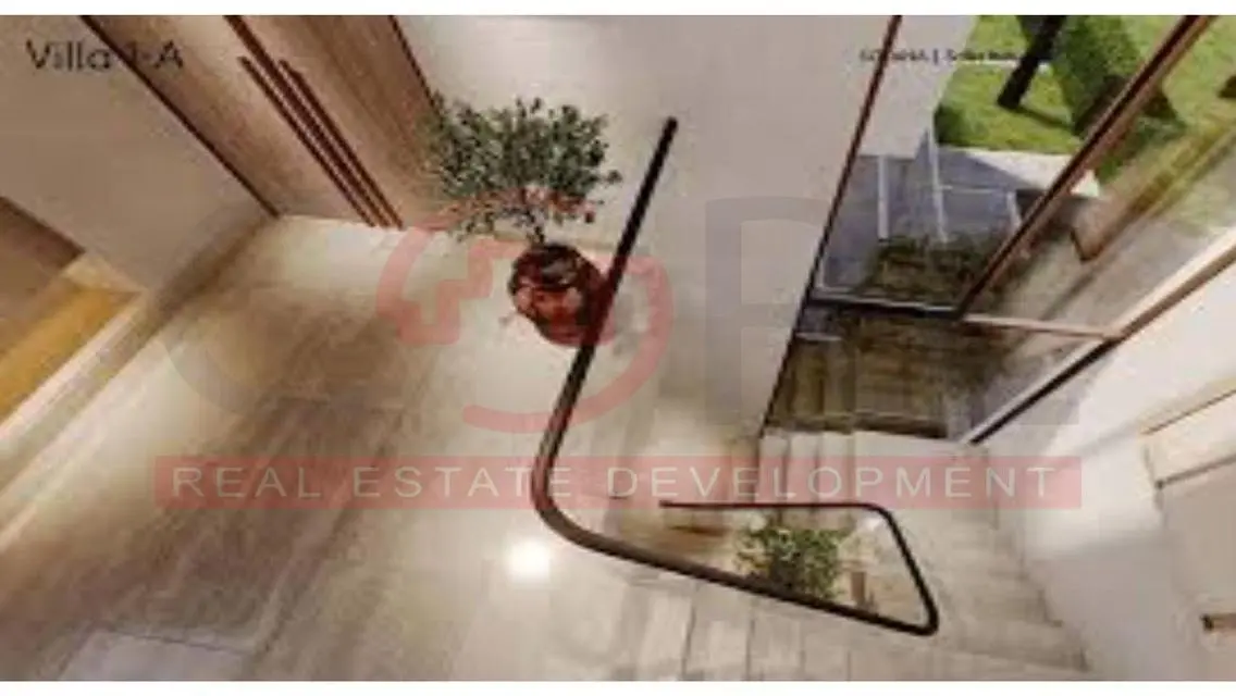 Luxury Apartment in Solana West