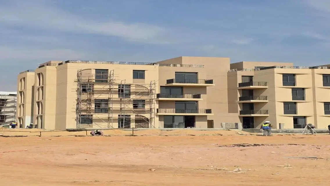 Luxury Apartment with Lake View in Prime Location