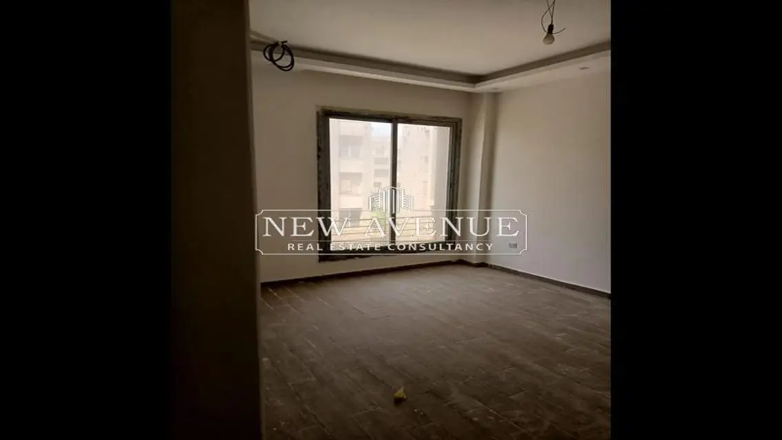 Luxury Apartment with Private Garden in Prime Location