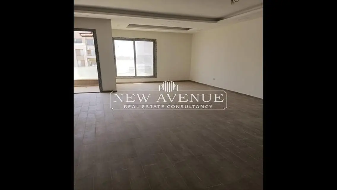 Luxury Apartment with Private Garden in Prime Location