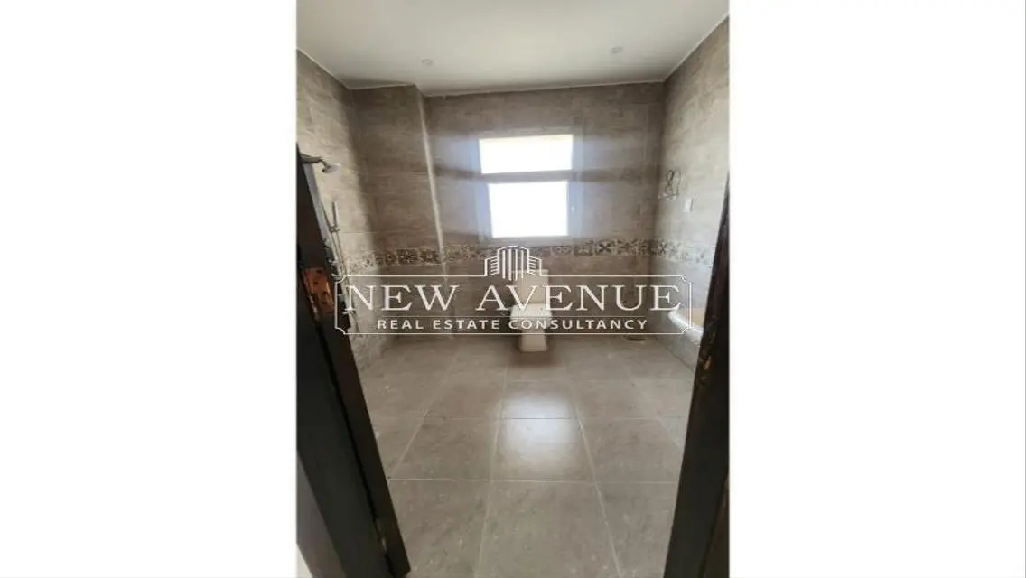 Luxury Apartment with Private Garden in Prime Location