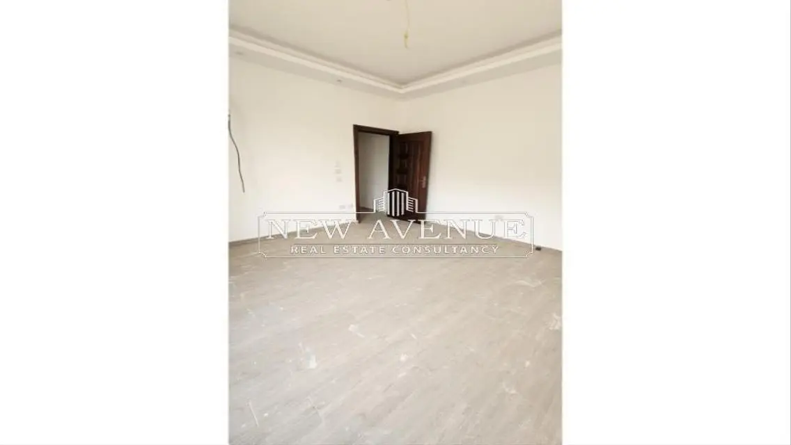 Luxury Apartment with Private Garden in Prime Location