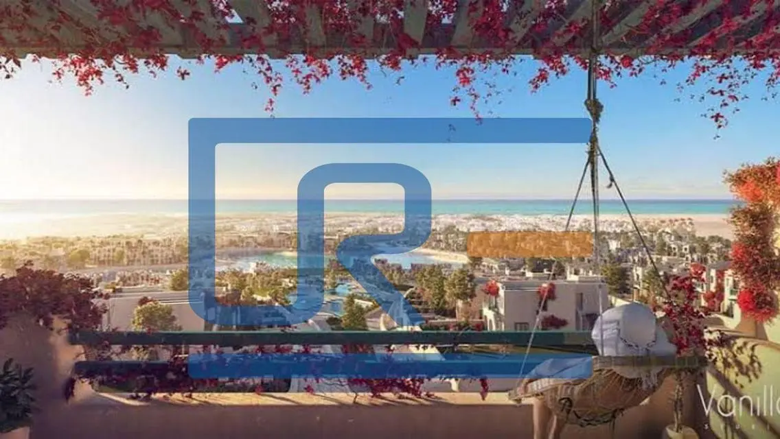 Luxury Villa for Sale with Garden and Shared Pool