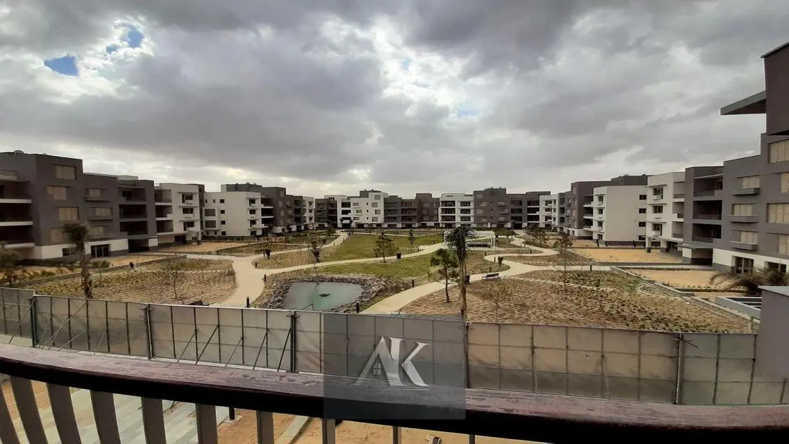 شقة فاخرة 3 غرف نوم بإطلالة رائعة