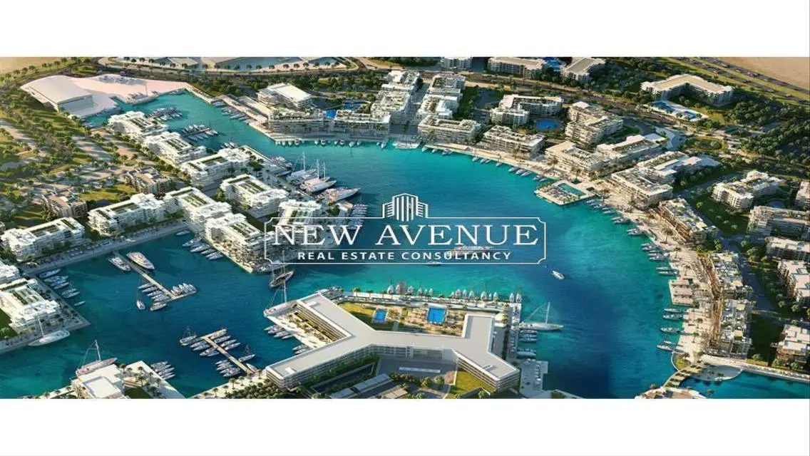 Luxury 4-Bedroom Apartment with Private Garden