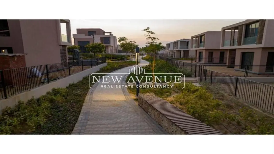 Luxury Villa with Private Garden in a Prime Location