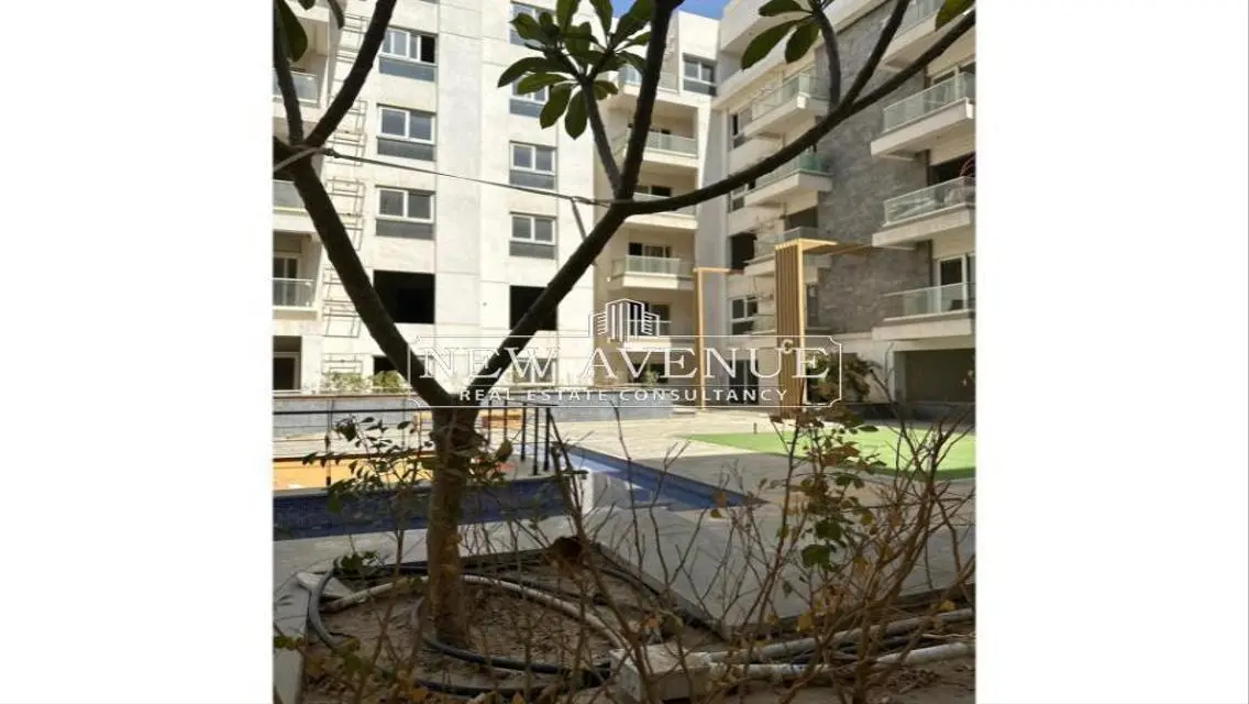 Luxury Three Bedroom Apartment with Ideal Space