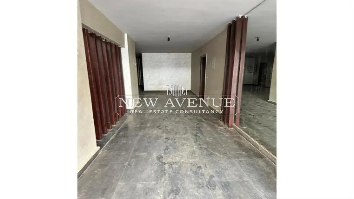 Luxury Three Bedroom Apartment with Ideal Space